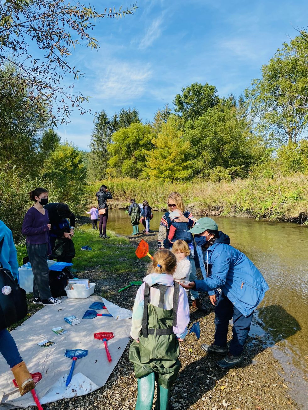 Roe Jan Library teams up with CLC as young readers explore ponds & streams